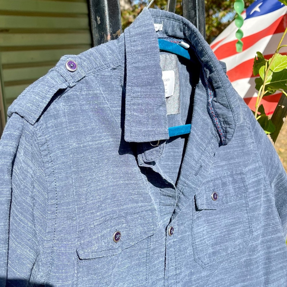 Short Sleeve Slim Fit Shirt with Epaulettes